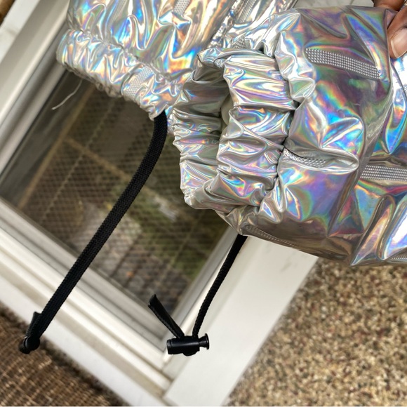 K TOÖ Holographic Puffer Jacket - Picture 7 of 10